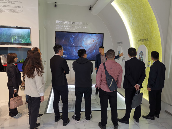 1617672543678001662.jpg 1617502000184073865.jpg