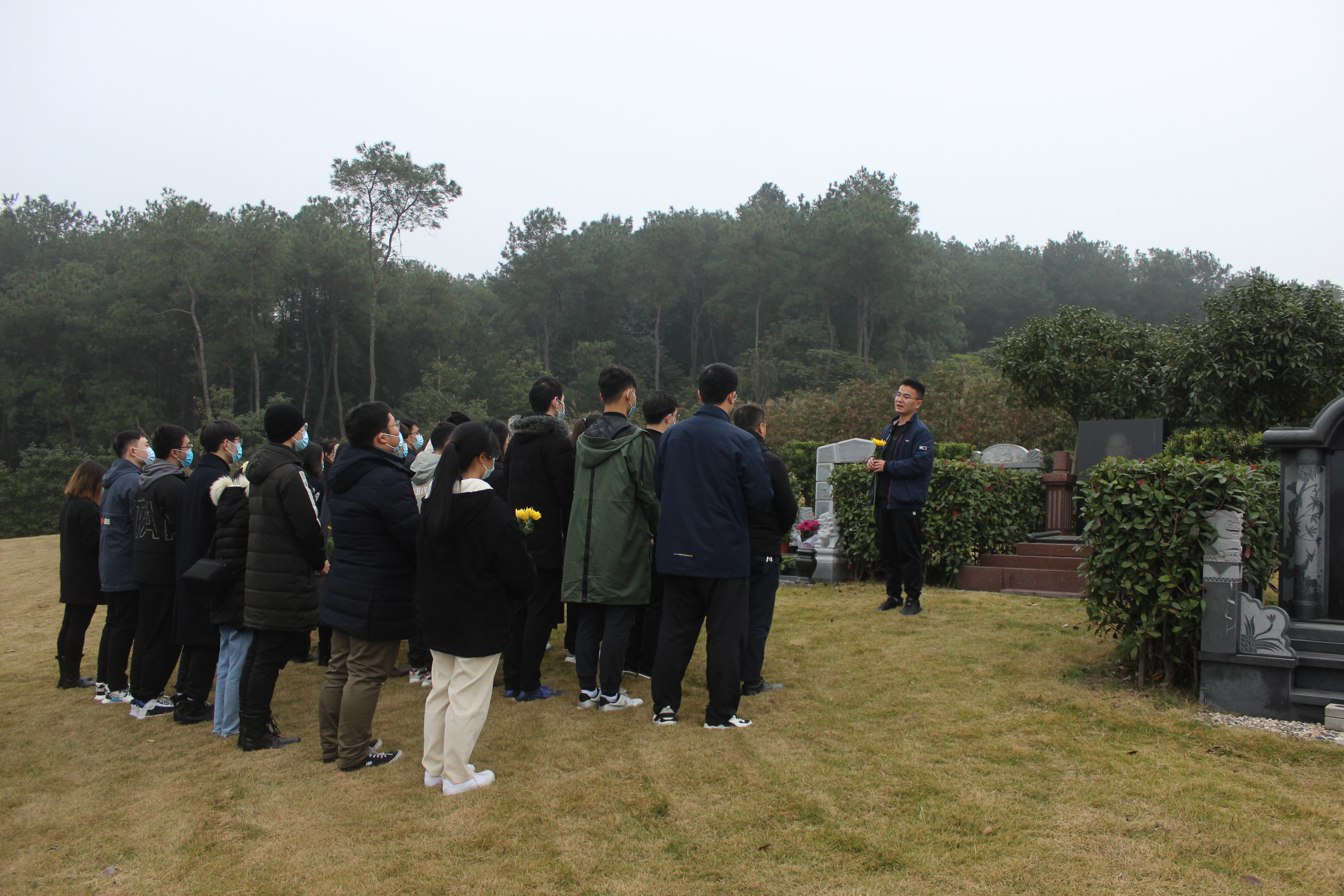 1637563376439086560.jpg 1637563376439086560.jpg