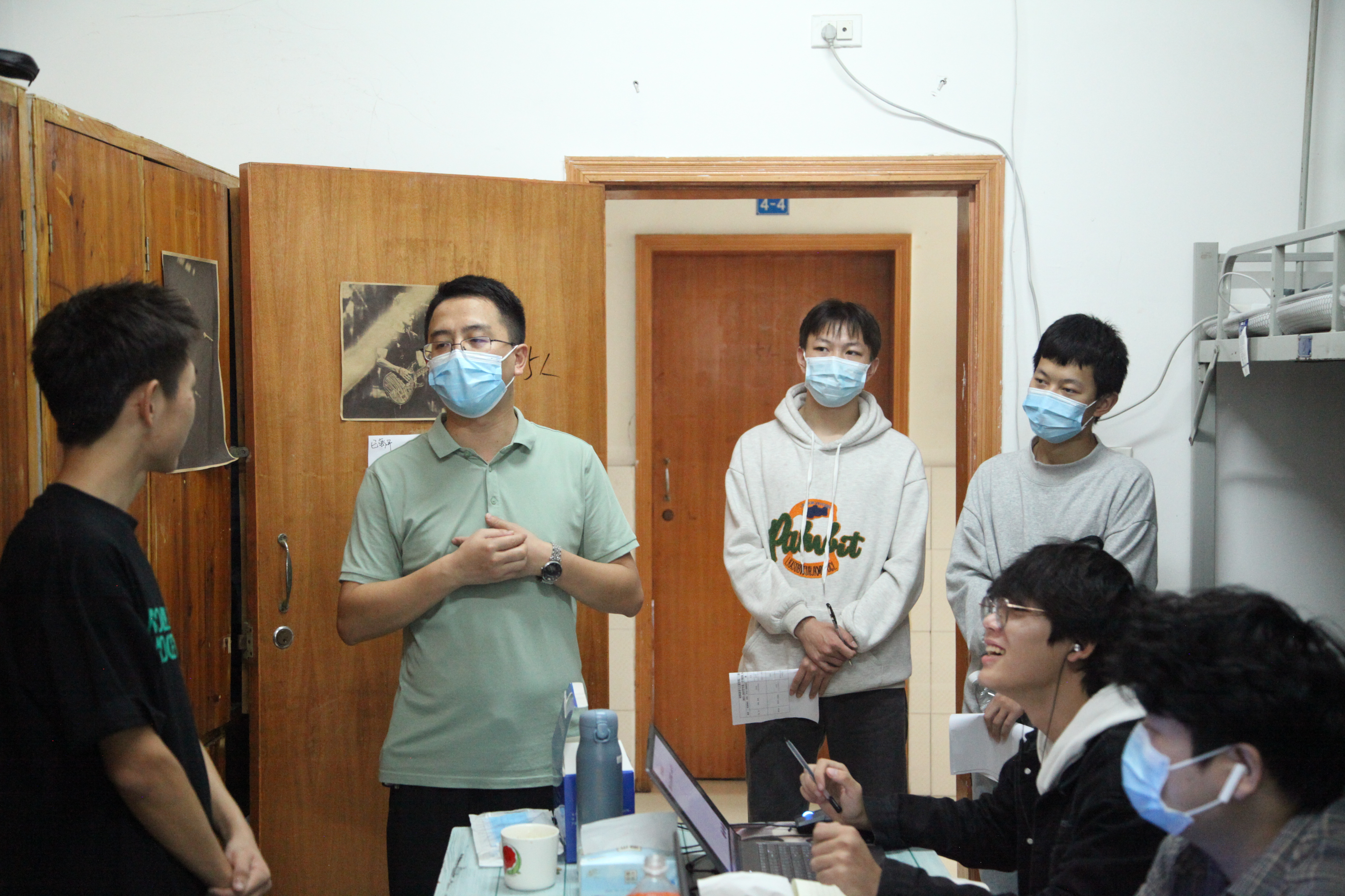 2-郭朝中走访.jpg 2-郭朝中走访.jpg