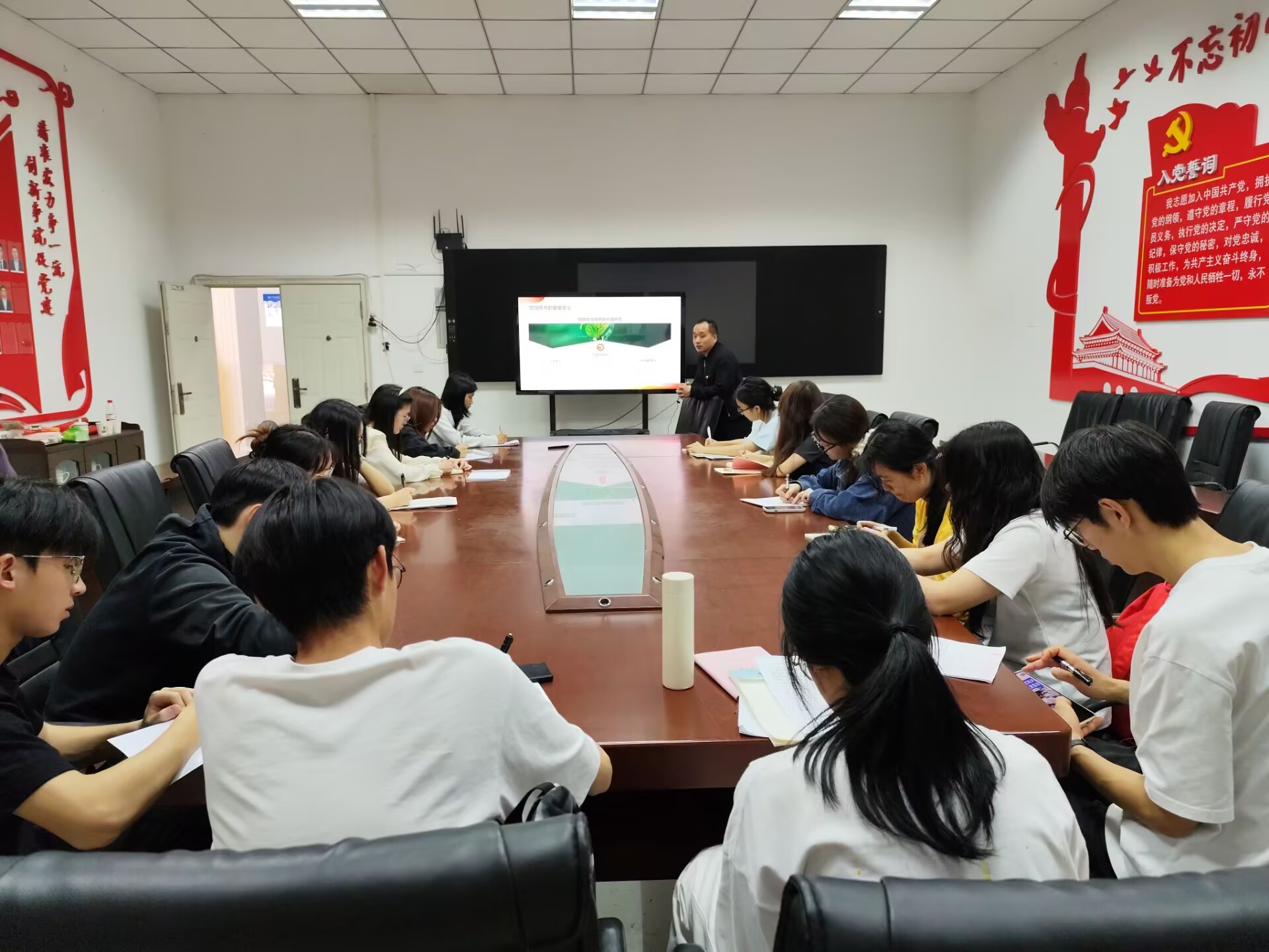 iMov_1745541379111021322.jpeg iMov_1745541379111021322.jpeg