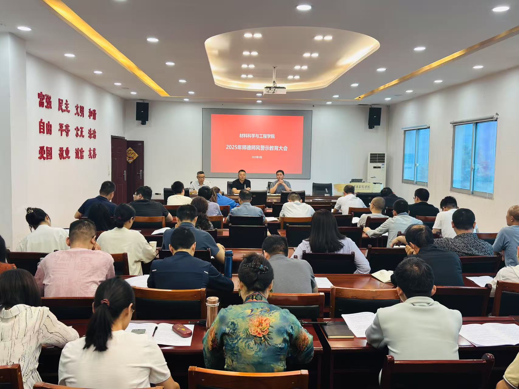 Tmhc_1747994431073036855.jpg Tmhc_1747994431073036855.jpg