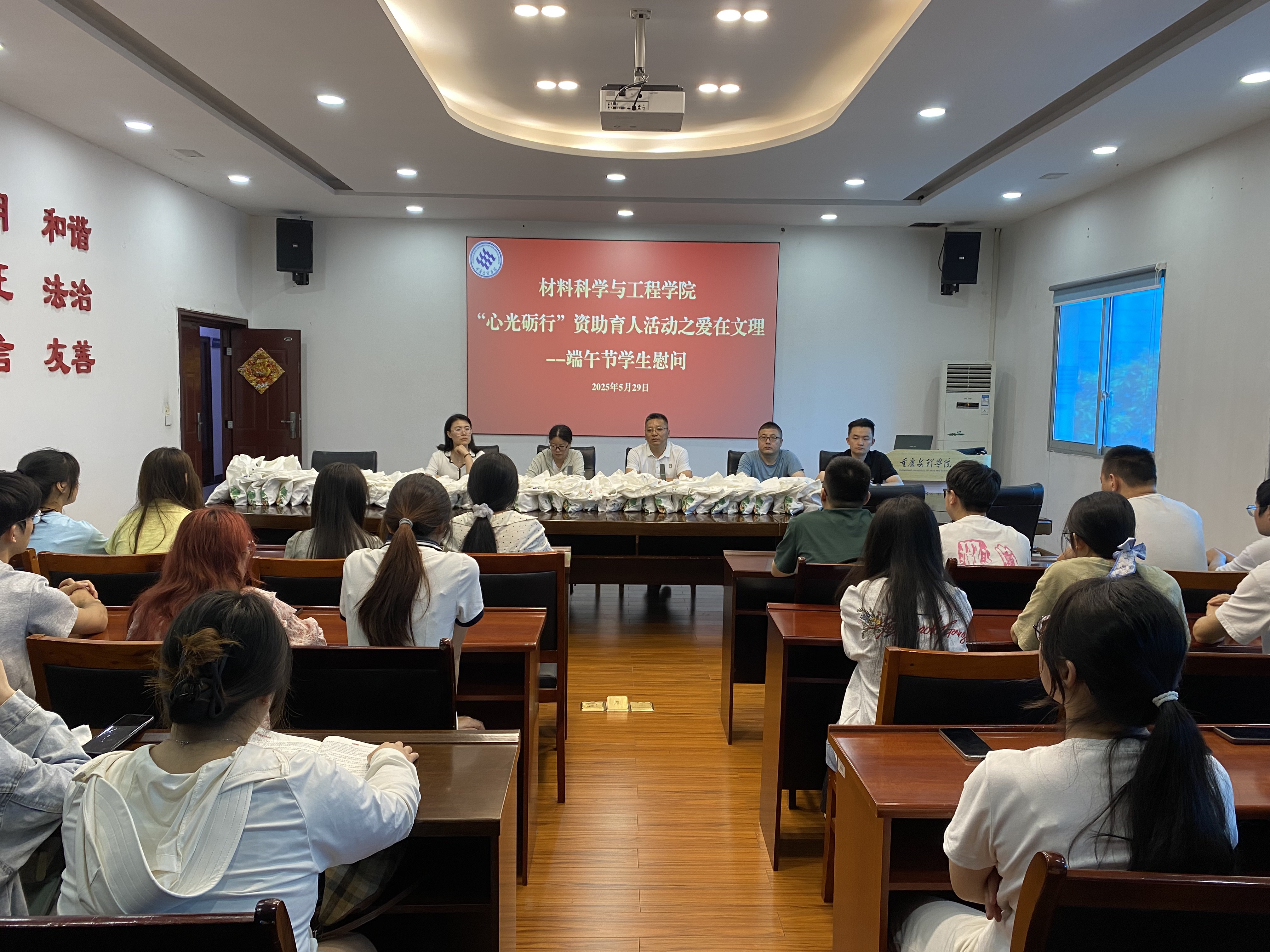 HtkQ_1748594445919014262.png HtkQ_1748594445919014262.png