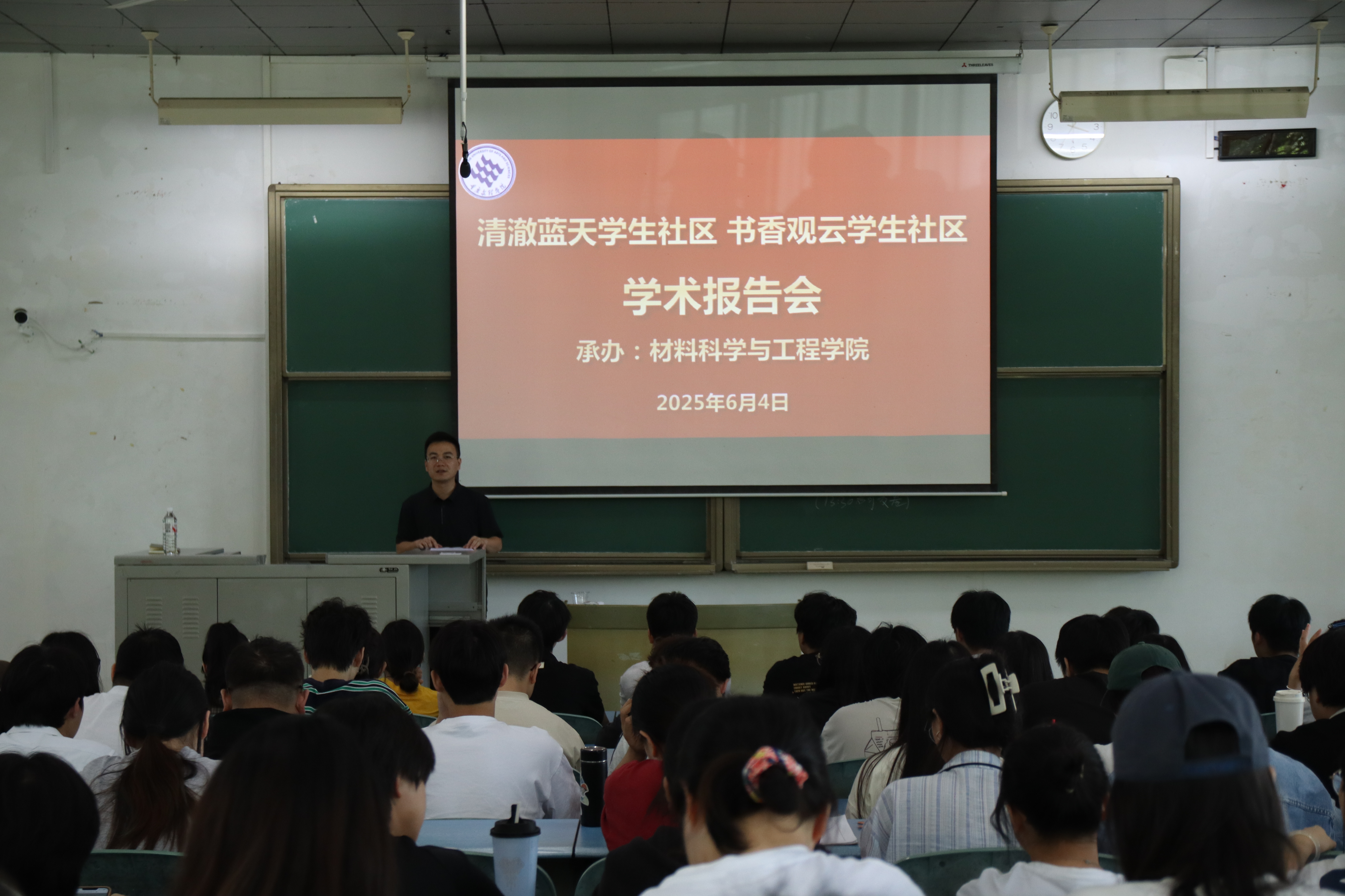 dMNx_1749517735254076101.jpg dMNx_1749517735254076101.jpg