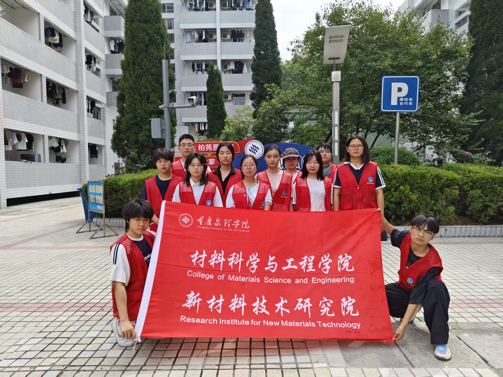 UxnI_1757984267528021929.jpg UxnI_1757984267528021929.jpg