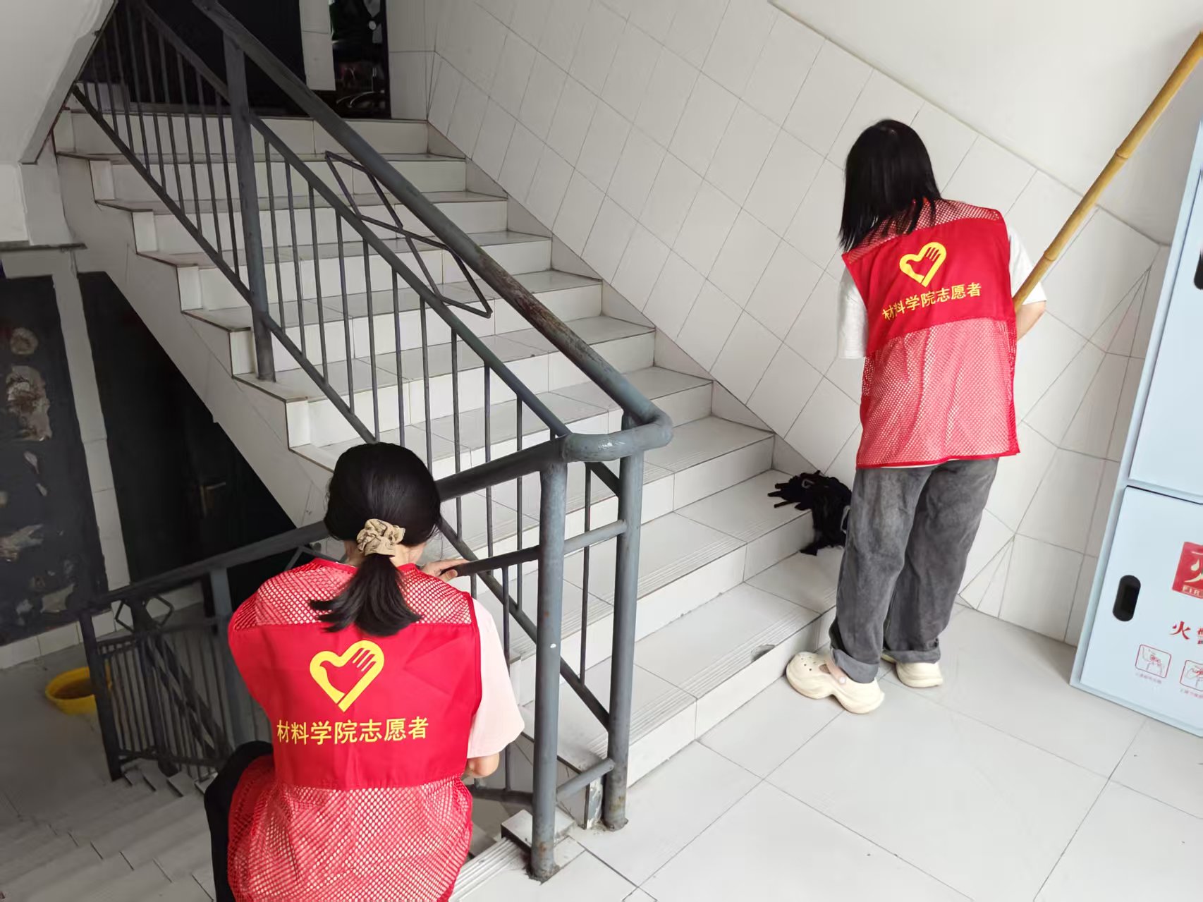 ZkKS_1757984103222031910.jpg ZkKS_1757984103222031910.jpg