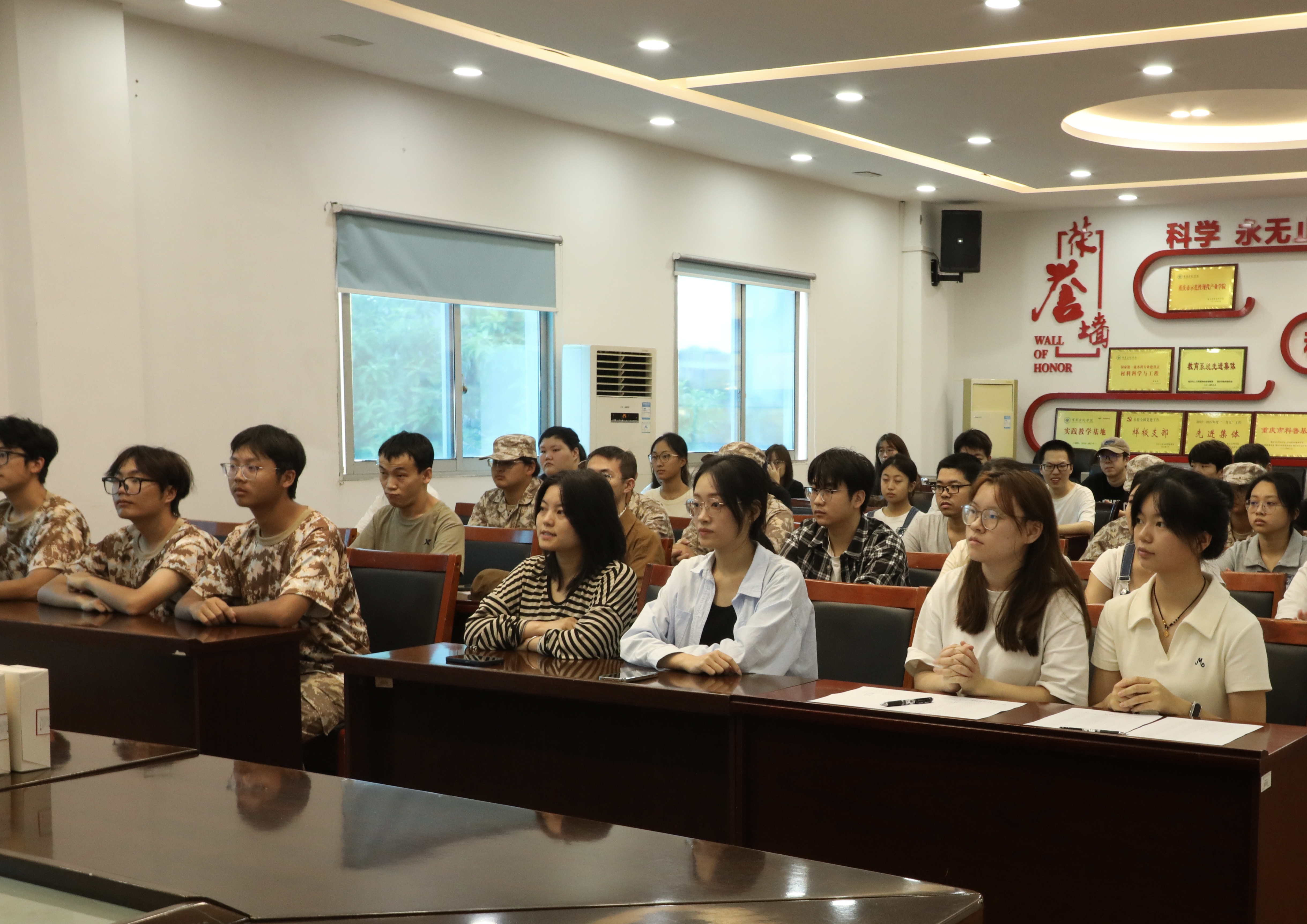 UHGi_1759215622886080342.jpg UHGi_1759215622886080342.jpg