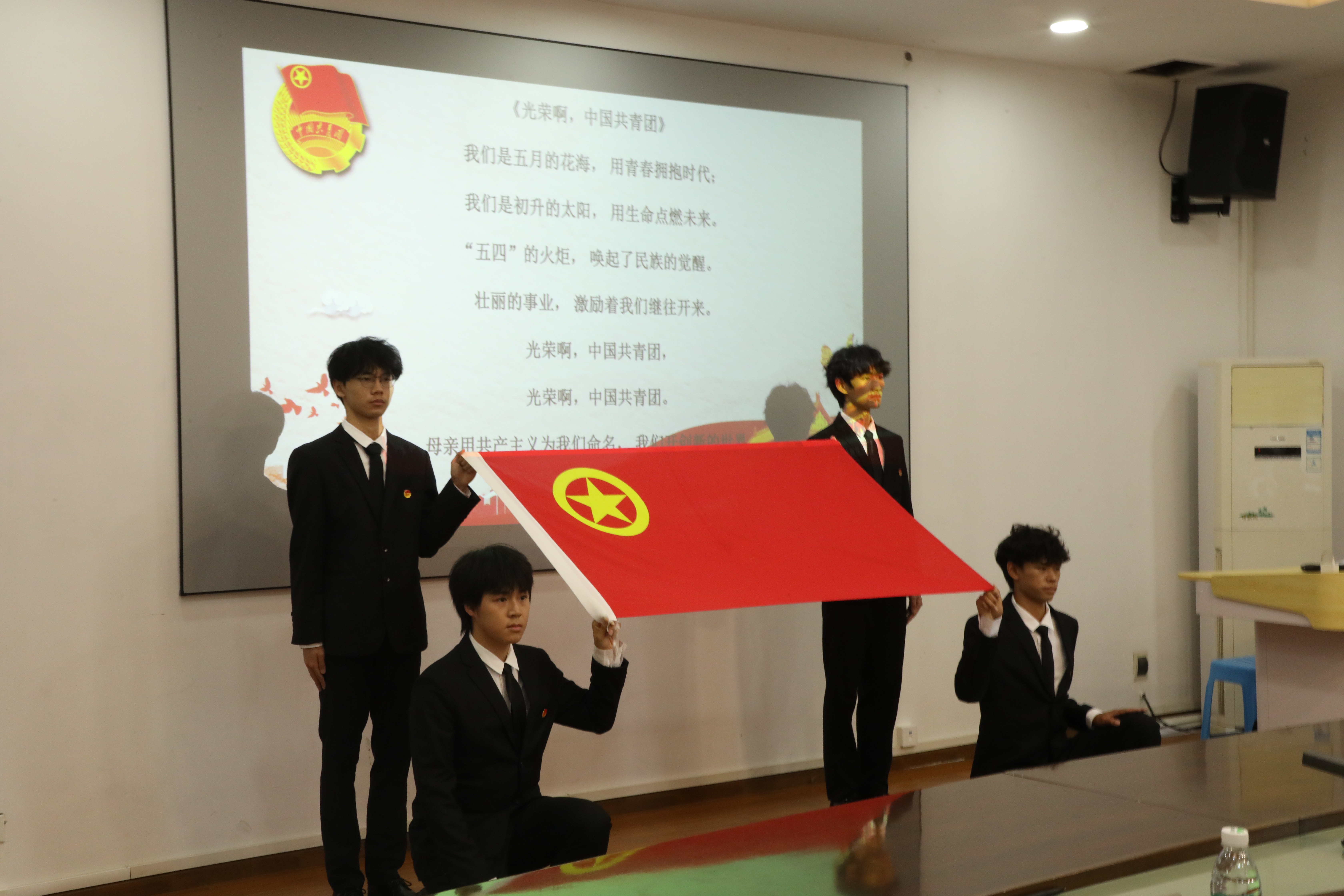 B94A9568.jpg B94A9568.jpg