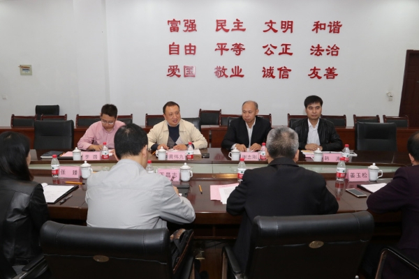 1540280994915006930.jpg 1539674659772000936.jpg